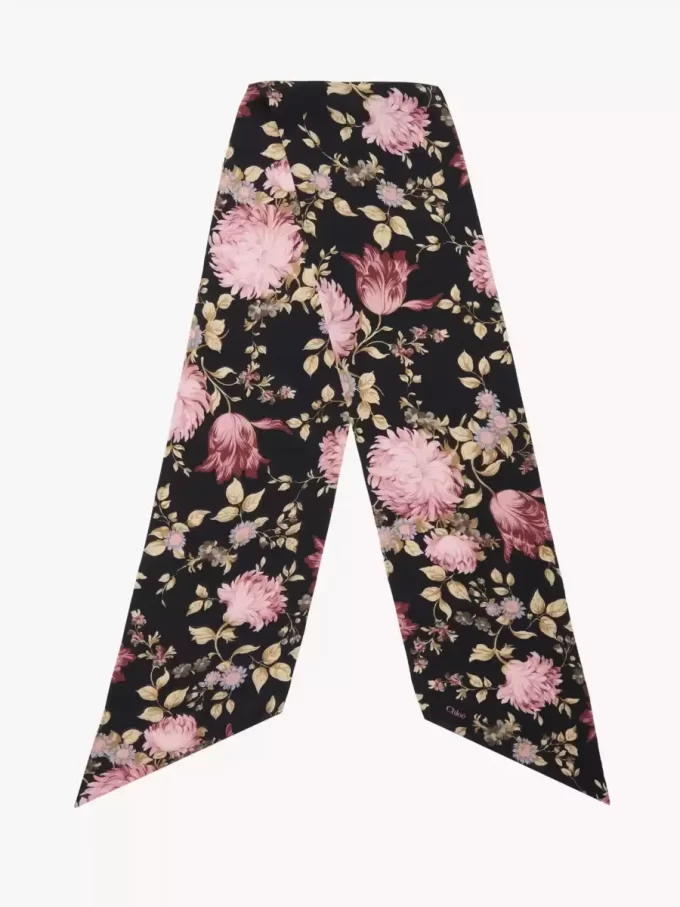 Chloé Peonies ワイド バンドゥ スカーフ(シルク シャルムーズ) Chloé Peonies ワイド バンドゥ スカーフ(シルク シャルムーズ)