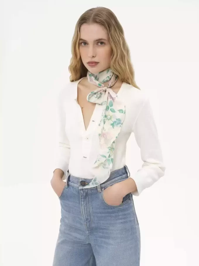 Chloé Peonies バンドー スカーフ(シルク シャルムーズ) Chloé Peonies バンドー スカーフ(シルク シャルムーズ)