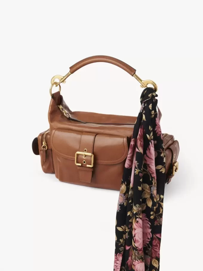 Chloé Peonies ワイド バンドゥ スカーフ(シルク シャルムーズ) Chloé Peonies ワイド バンドゥ スカーフ(シルク シャルムーズ)