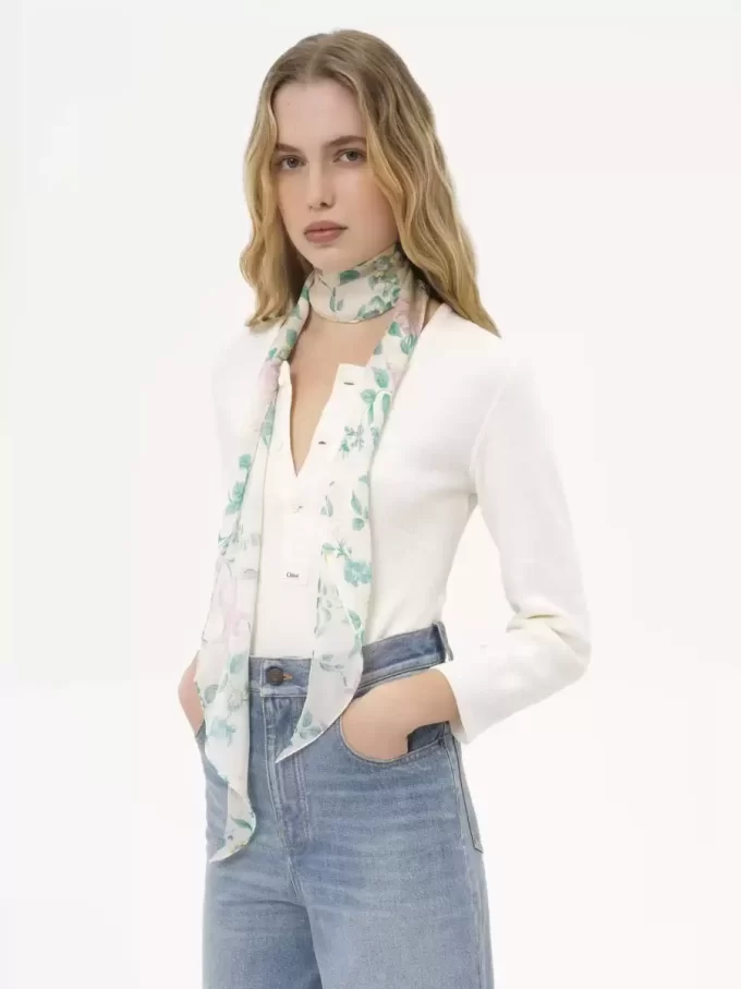Chloé Peonies バンドー スカーフ(シルク シャルムーズ) Chloé Peonies バンドー スカーフ(シルク シャルムーズ)