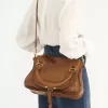 光沢のあるレザーのMarcieバッグ