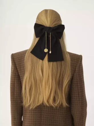 クロエのキャンディッドヘアクリップ
