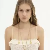 クロエのポンポンイヤリング クロエのポンポンイヤリング