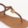 クロエ チャームサンダル