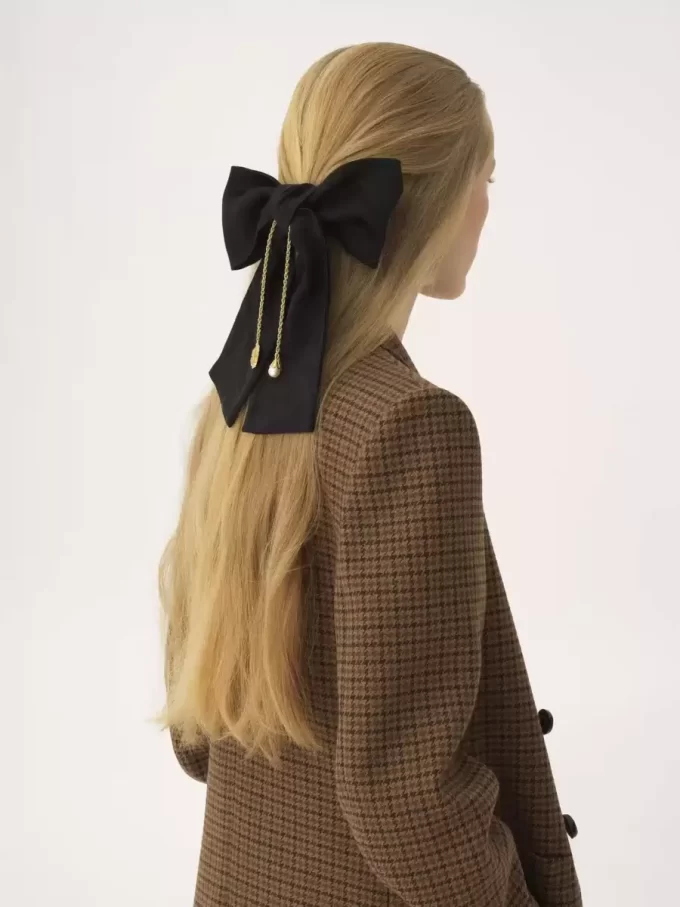 クロエのキャンディッドヘアクリップ