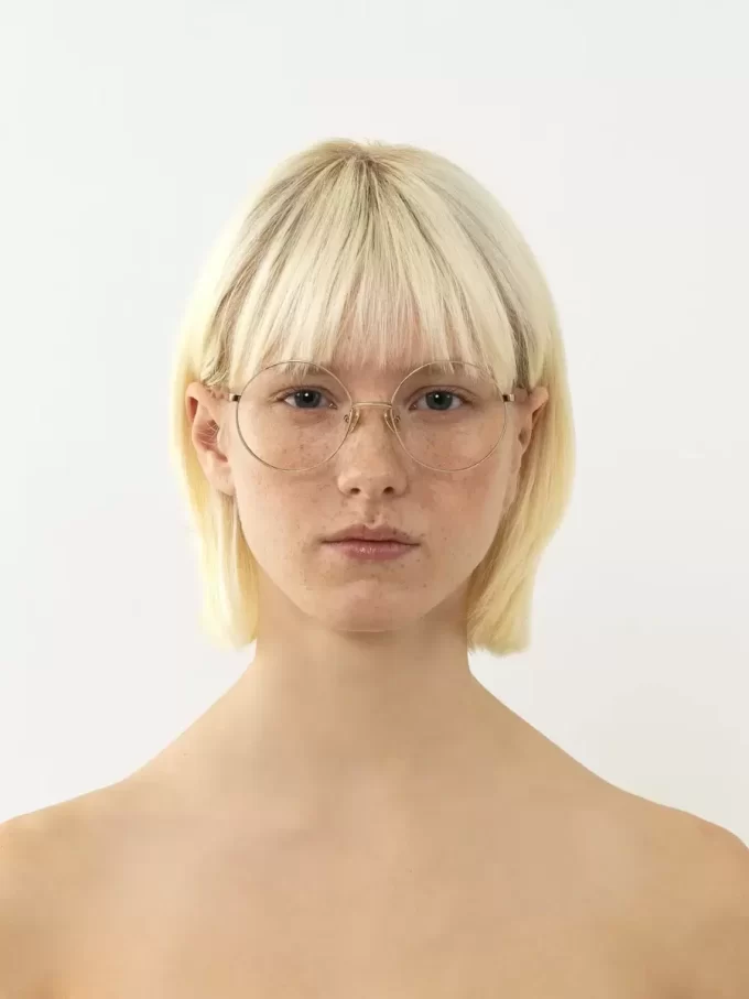 ヌーレ眼鏡