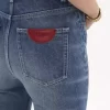 ハイライズのデニムブーツカットジーンズ ハイライズのデニムブーツカットジーンズ