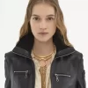 レザーのショートブルゾン