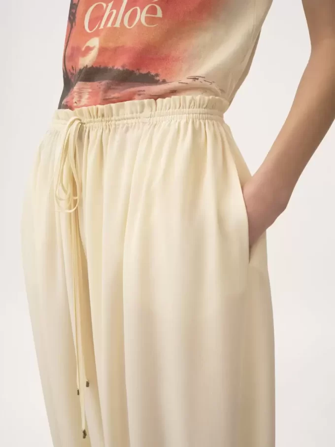 クレープデシン製クロップドフルードパンツ