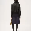 レザーのショートブルゾン