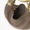 スエードレザーのミニブレスレットホーボーバッグ