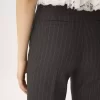 ウールのテーラードブーツカットパンツ
