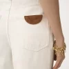 ハイライズのワイドレッグデニムジーンズ ハイライズのワイドレッグデニムジーンズ