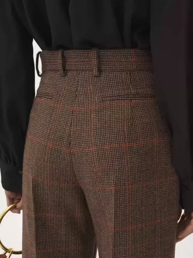 ウールチェックのハイライズフレアパンツ