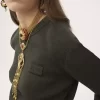 メリノウールニットのロゴセーター