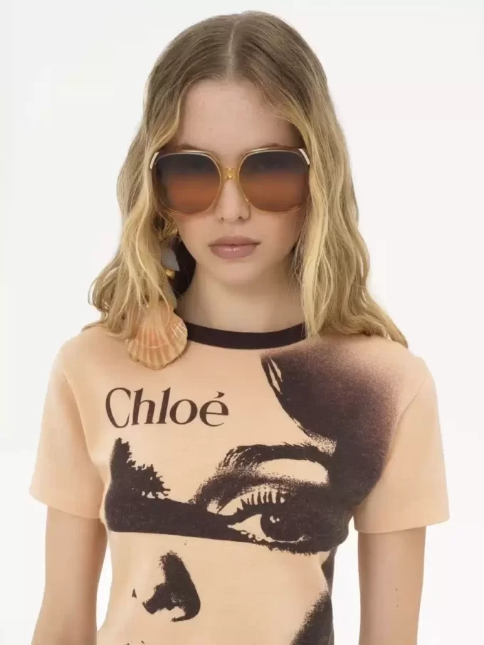 コットンジャージーのクルーネックロゴTシャツ