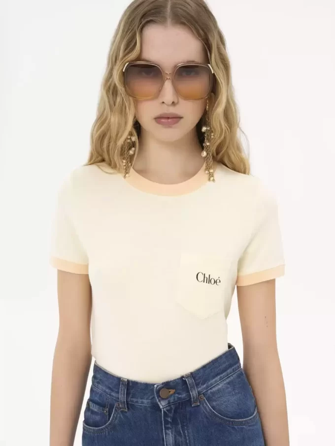 コットンジャージーのクルーネックロゴTシャツ
