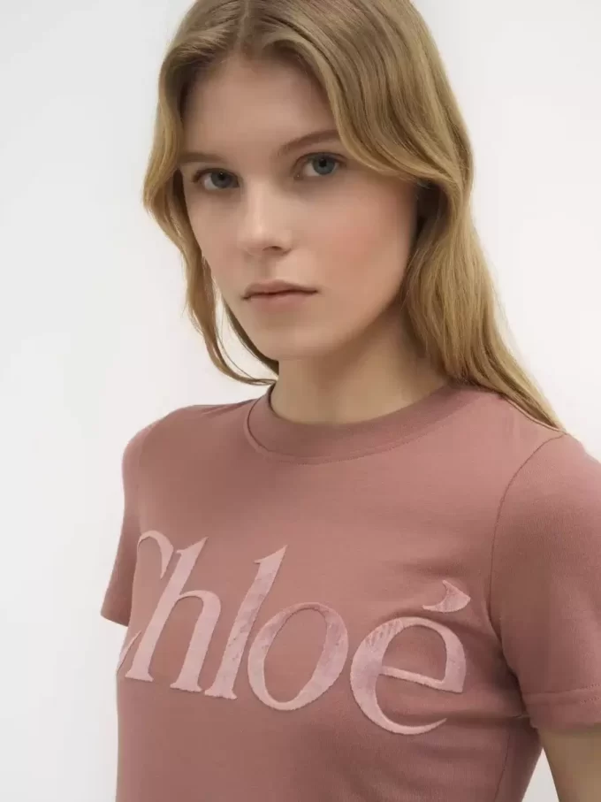 コットンジャージーのフィットTシャツ